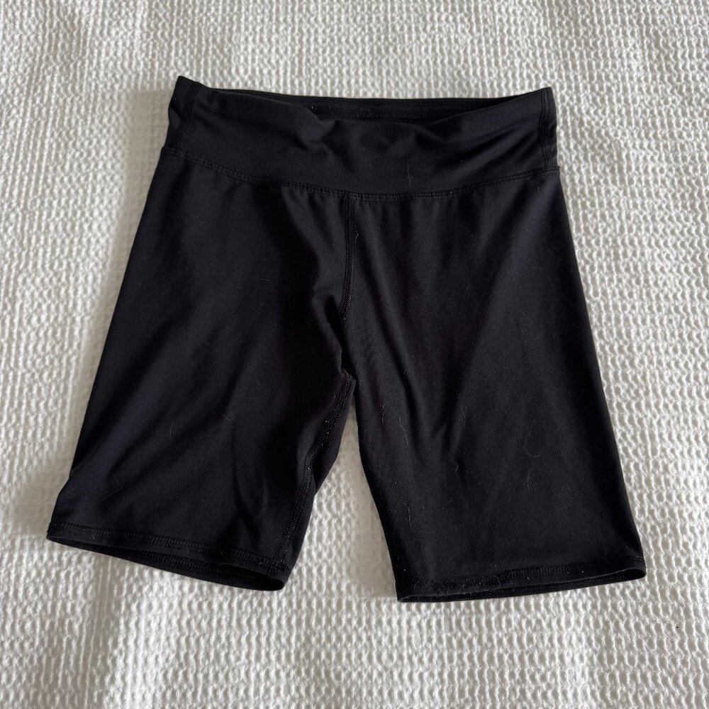 ALL IN MOTION biker shorts girls L